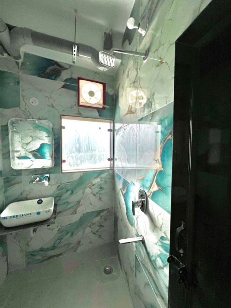 Bathroom, akd-tower 1 RK 500 Sq.Ft. Builder Floor In Sector 14 Gurgaon 10649458