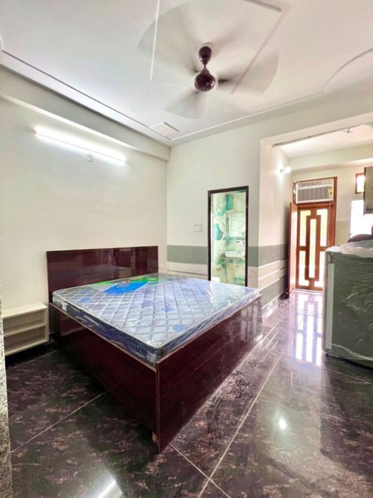 Bedroom, akd-tower 1 RK 500 Sq.Ft. Builder Floor In Sector 14 Gurgaon 10649458