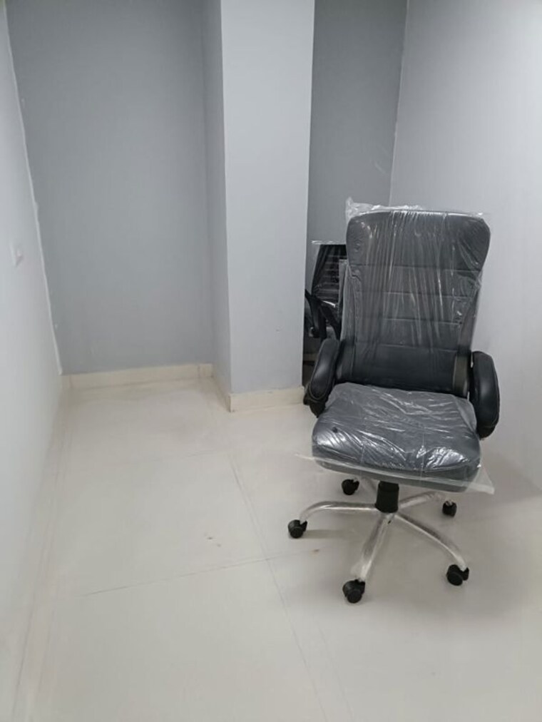 Team Area, sector 2 Commercial Office Space 3000 Sq.Ft. In Sector 2 Noida 10649464