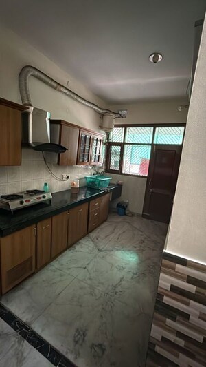 Kitchen in 1 BHK Independent House at Sector 46 – for Rent