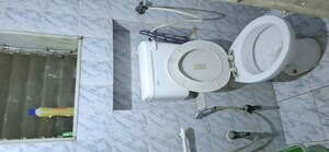 Bathroom in  Pg at Malad West – for Rent