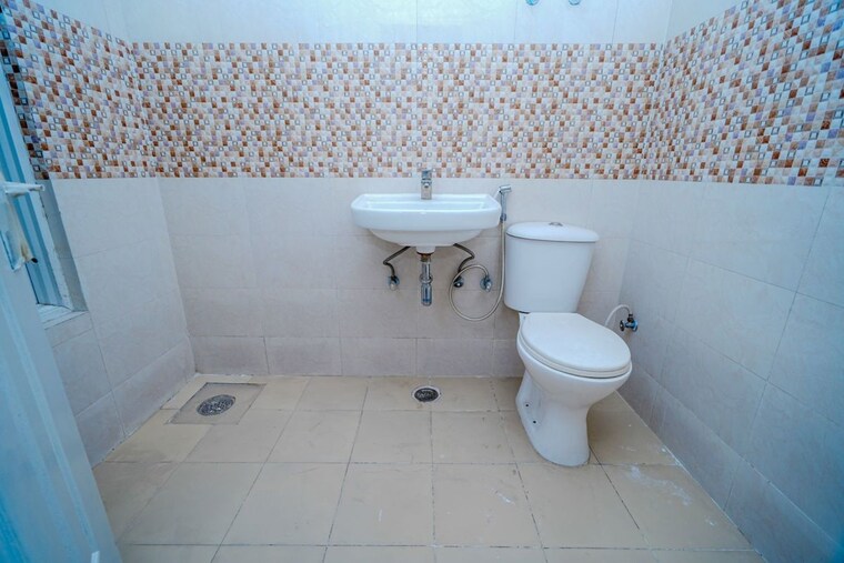 Bathroom, panchsheel-greens 2 Bedroom 775 Sq.Ft. Apartment In Sector 16 Greater Noida Greater Noida 10649505