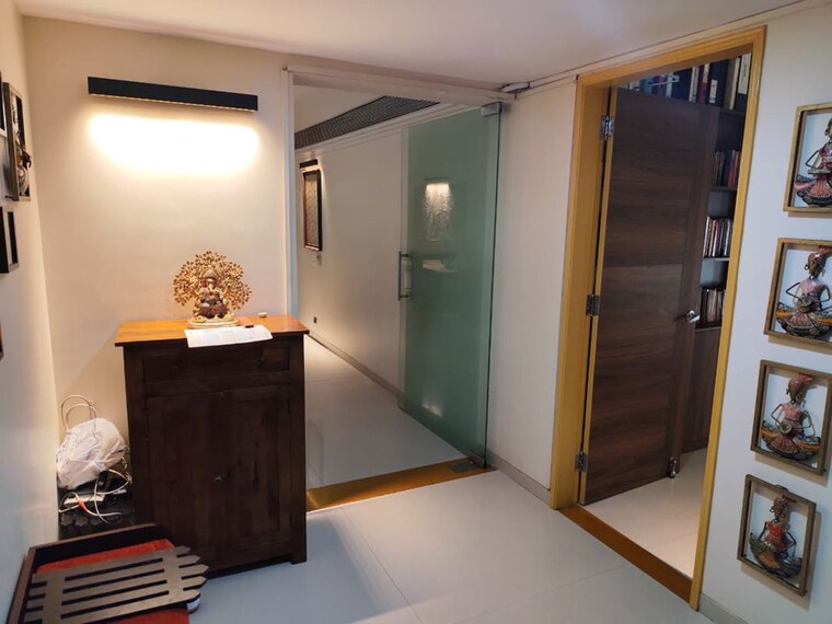 Room, water-front-apartment 4 Bedroom 2400 Sq.Ft. Apartment In Kalyani Nagar Pune 10649519