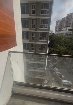 2 BHK Apartment For Rent in Rockline The Meridian Towers