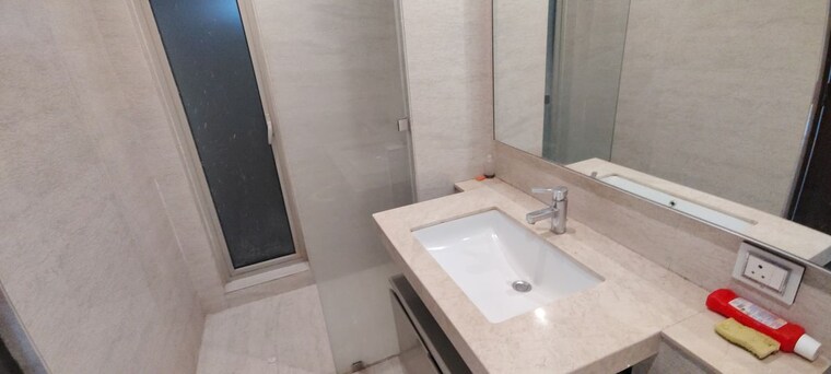 Bathroom, one-hiranandani-park-hampton 4 Bedroom 2289 Sq.Ft. Apartment In Ghodbunder Road Thane 10649518