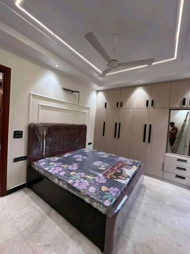 Bedroom, freedom fighters enclave 2 Bedroom 1100 Sq.Ft. Apartment In Freedom Fighters Enclave Delhi 10649547