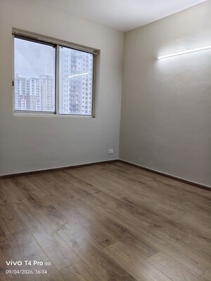 Room in 3.5 BHK Apartment at 3C Lotus Panache, Sector 110 – for Rent