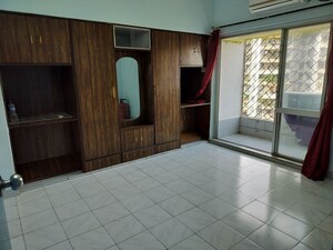 Room in 2 BHK Apartment at Shailesh Chs Ltd, Nerul – for Rent