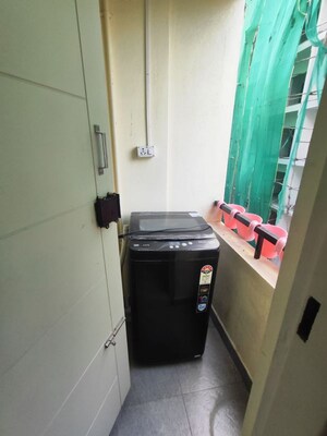 Furnished Amenities in 1 BHK Builder Floor at Ejipura – for Rent