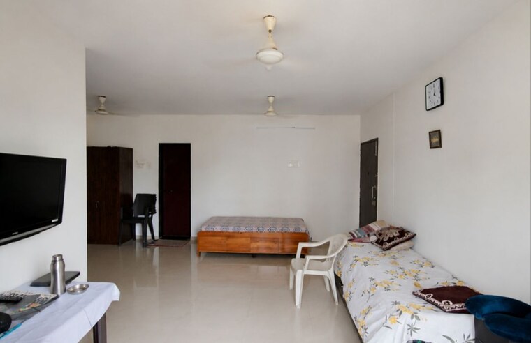 Bedroom, gala-lifestyle-pride-residency 2 Bedroom 620 Sq.Ft. Apartment In Kasarvadavali Thane 10649569