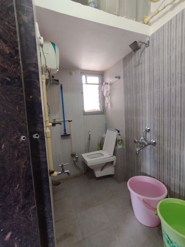 Bathroom, gala-lifestyle-pride-residency 2 Bedroom 620 Sq.Ft. Apartment In Kasarvadavali Thane 10649569