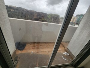 Furnished Amenities in 2 BHK Apartment at Dev Krupa, Ulwe – for Rent
