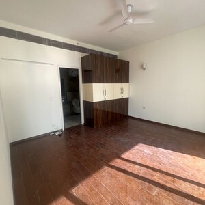 Room in 3.5 BHK Apartment at M3M Merlin, Sector 67 – for Rent