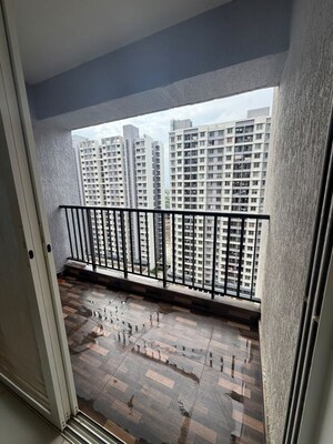 2 BHK Apartment For Rent in Kolte Patil Life Republic R 10, Hinjewadi