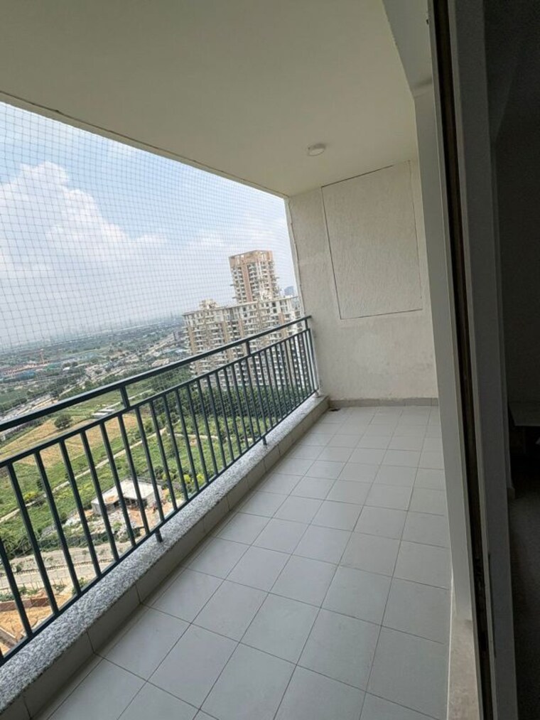 Balcony, godrej-air-sector-85 3.5 Bedroom 2129 Sq.Ft. Apartment In Sector 85 Gurgaon 10649630