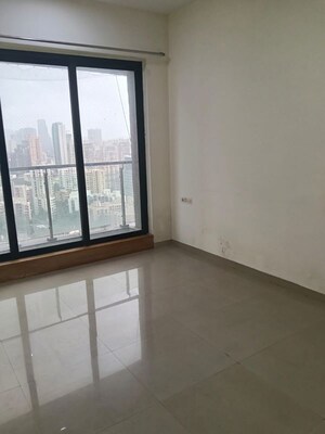 Room in 2 BHK Apartment at Rustomjee Elanza, Malad West – for Rent