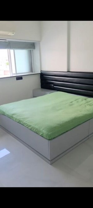 Bedroom in 3 BHK Apartment at Heritage View Vile Parle, Vile Parle West – for Rent