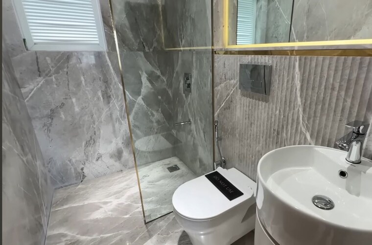 Bathroom, heritage-view-vile-parle 3 Bedroom 1100 Sq.Ft. Apartment In Vile Parle West Mumbai 10649662