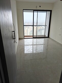 2 BHK Apartment For Rent in Raymond Ten X Habitat