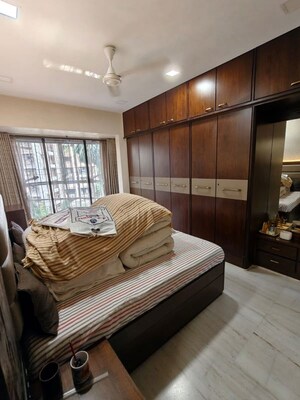 Bedroom in 2 BHK Apartment at Prabhadevi – for Rent