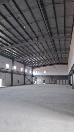 Warehouse For Rent in Lawrence Road