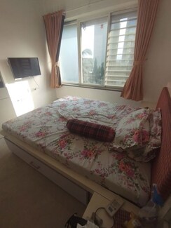 1.5 BHK Apartment For Sale in Sumit Artista