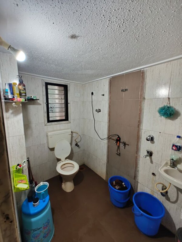 Bathroom, rashmi-pride-a-and-b 3 Bedroom 1100 Sq.Ft. Apartment In Mira Road Thane 10649709