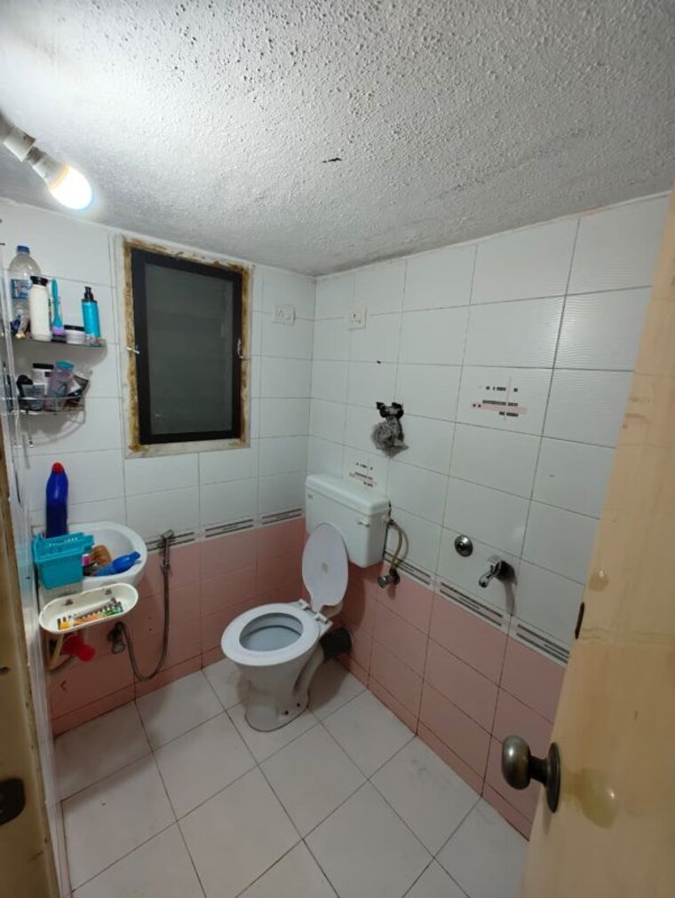 Bathroom, rashmi-pride-a-and-b 3 Bedroom 1100 Sq.Ft. Apartment In Mira Road Thane 10649709