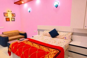Bedroom in 1 BHK Apartment at Gaur City Center, Sector 4 Greater Noida – for Rent