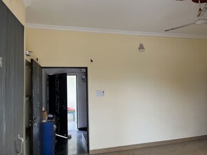 Furnished Amenities in 2 BHK Builder Floor at Liberty Colony Park – for Rent