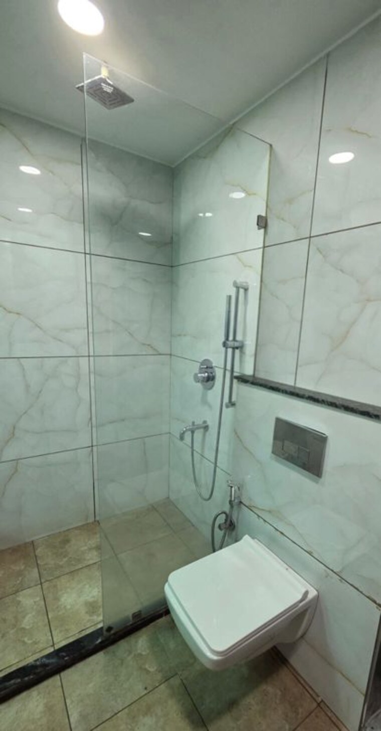 Bathroom, sector 57 3 Bedroom 2580 Sq.Ft. Builder Floor In Sector 57 Gurgaon 10649720