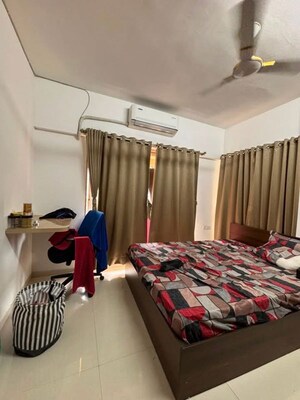  Pg For Rent in Avant Hillway, Goregaon East