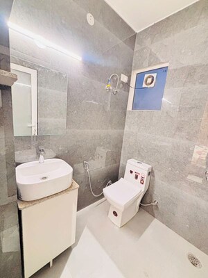 Bathroom in 2 BHK Builder Floor at Sector 57 – for Rent