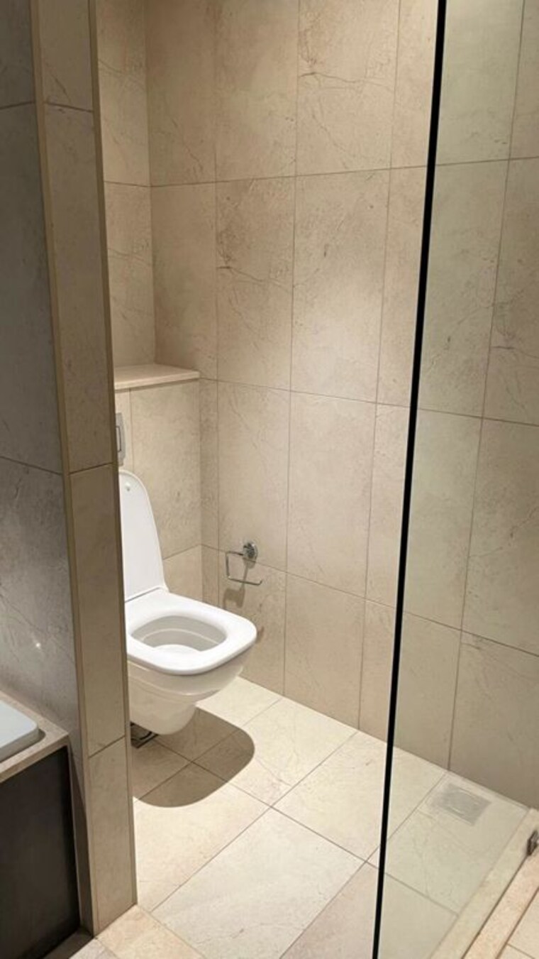 Bathroom, panchshil-towers 4 Bedroom 3400 Sq.Ft. Apartment In Kharadi Pune 10649760