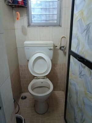 Bathroom in 1.5 BHK Apartment at Dudhsagar Apartment, Goregaon East – for Rent