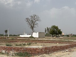 Plot For Sale in Mohanlalganj