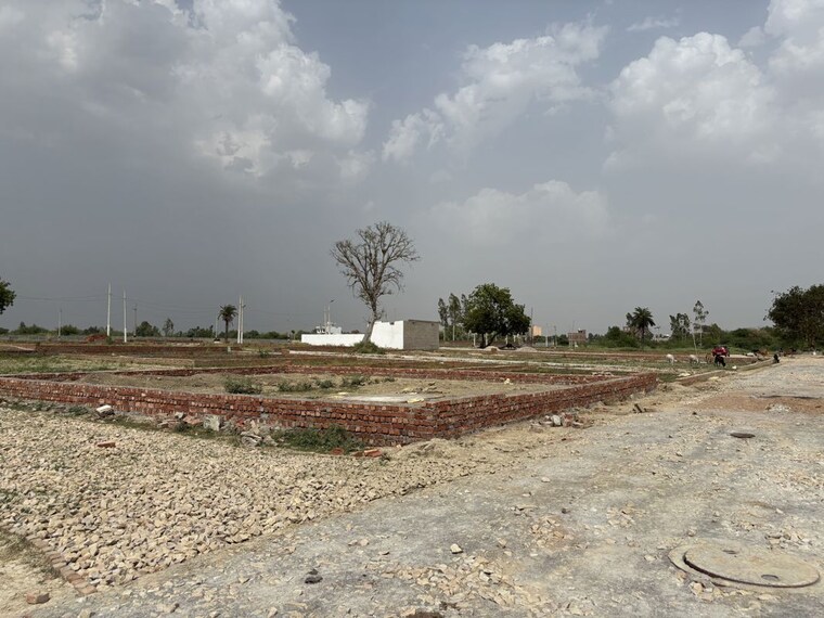 undefined, mohanlalganj  2000 Sq.Ft. Plot In Mohanlalganj Lucknow 10649767