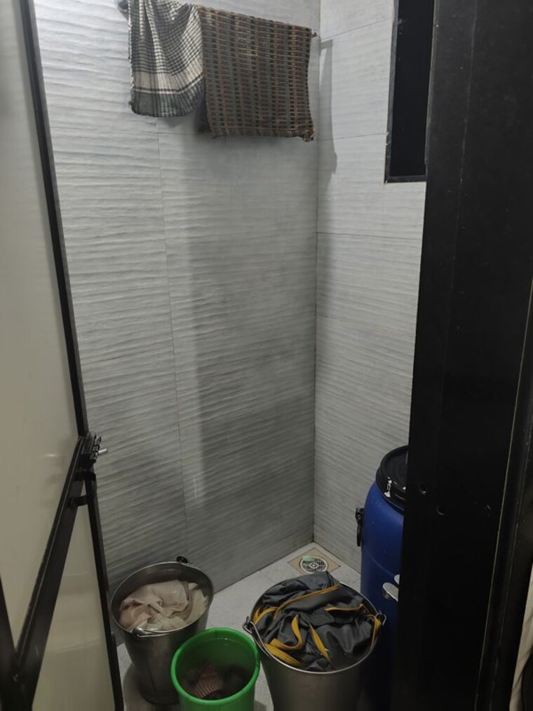 Bathroom, kanakia-sra-chs 1 Bedroom 270 Sq.Ft. Apartment In Andheri East Mumbai 10649779