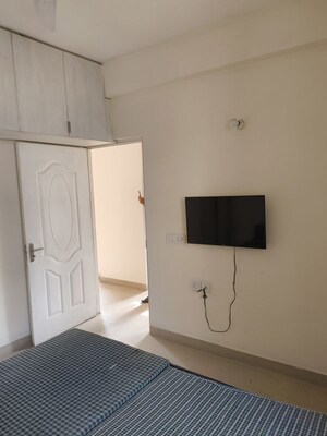 Furnished Amenities in 2 BHK Apartment at Shree Vardhman Mantra, Sector 67 – for Rent