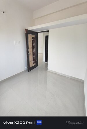 Room in 2 BHK Apartment at Wadgaon Sheri – for Rent