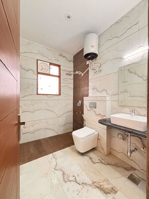 Bathroom in 3 BHK Apartment at M3M Atrium, Sector 57 – for Rent