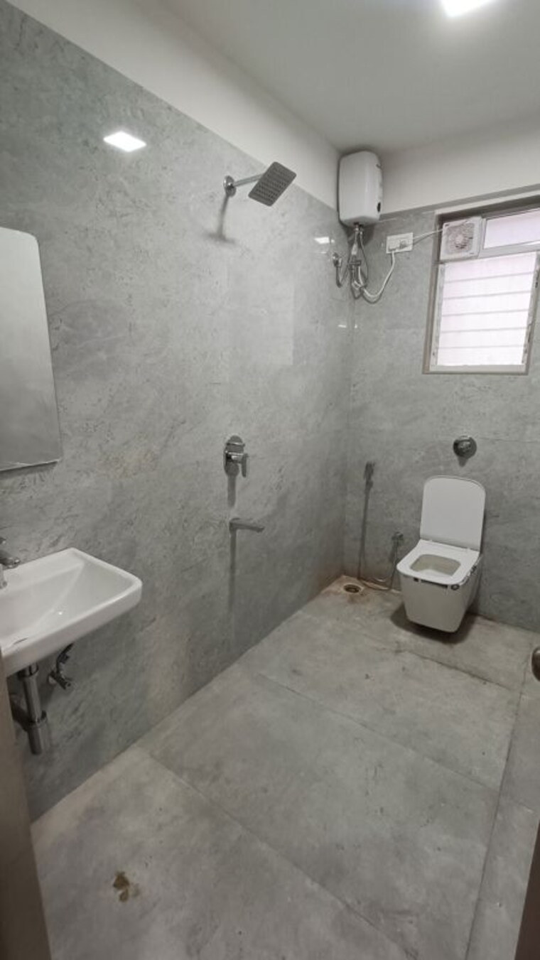 Bathroom, pratham-prerana-chs 2 Bedroom 790 Sq.Ft. Apartment In Andheri West Mumbai 10649804