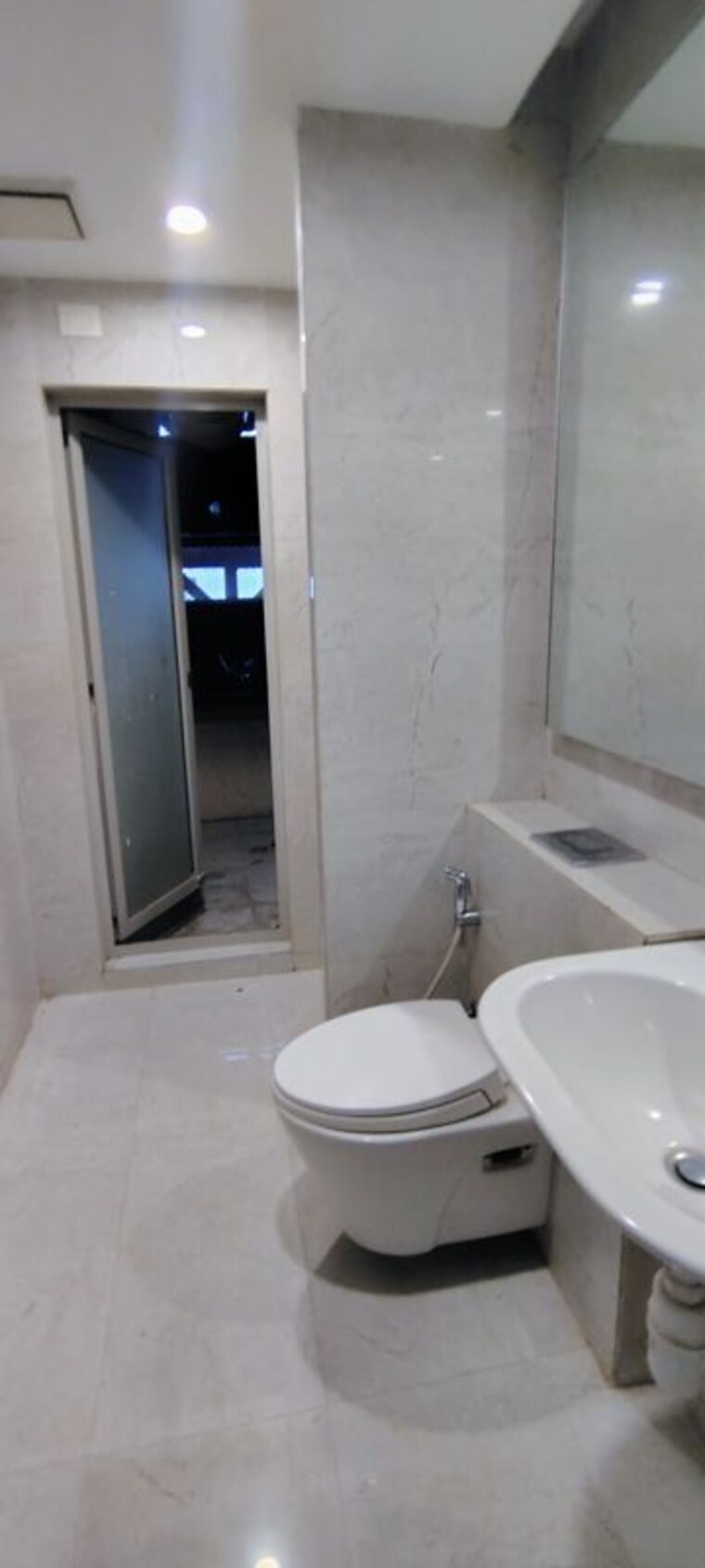 Attached Bathroom, hiranandani-rodas-enclave-leona 4 Bedroom 2200 Sq.Ft. Apartment In Ghodbunder Road Thane 10649808