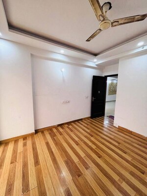 Bedroom in 3 BHK Apartment at Omkar Royal Nest, Tech Zone 4 Greater Noida – for Rent