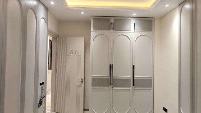 undefined, model town 3 Bedroom 1940 Sq.Ft. Builder Floor In Model Town Delhi 10649840