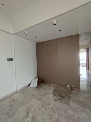 Room in 3 BHK Apartment at Rosa Manhattan, Ghodbunder Road – for Sale
