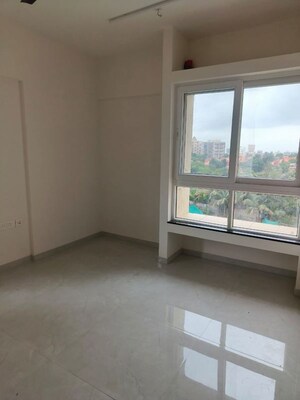 Room in 2 BHK Apartment at Nyati Exuberance 1, Undri – for Rent