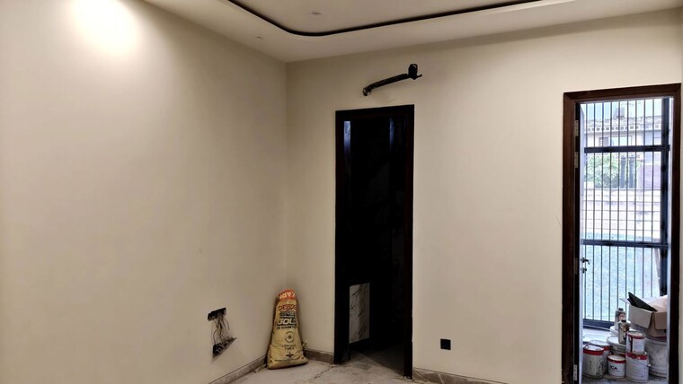 Room, ashok vihar 3 Bedroom 1800 Sq.Ft. Builder Floor In Ashok Vihar Delhi 10649856