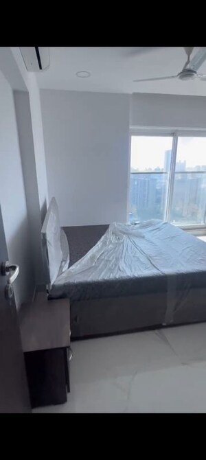 Bedroom in 2 BHK Apartment at RNA NG Eclat, Andheri West – for Rent