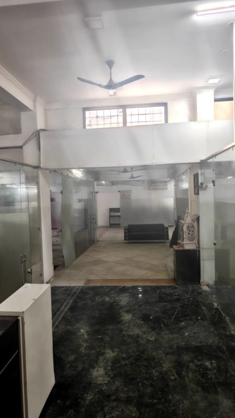 Team Area, civil lines Commercial Office Space in IT/SEZ 300 Sq.Yd. In Civil Lines Delhi 10649867